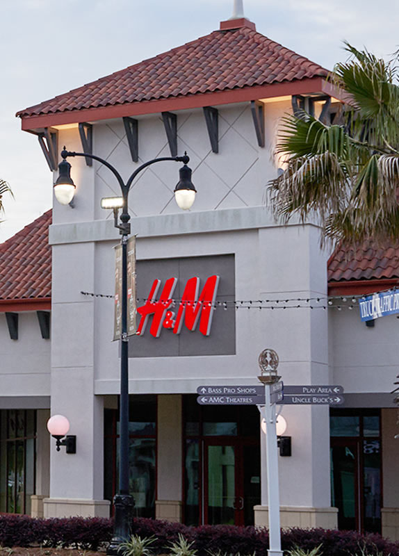 H&M at destin commons