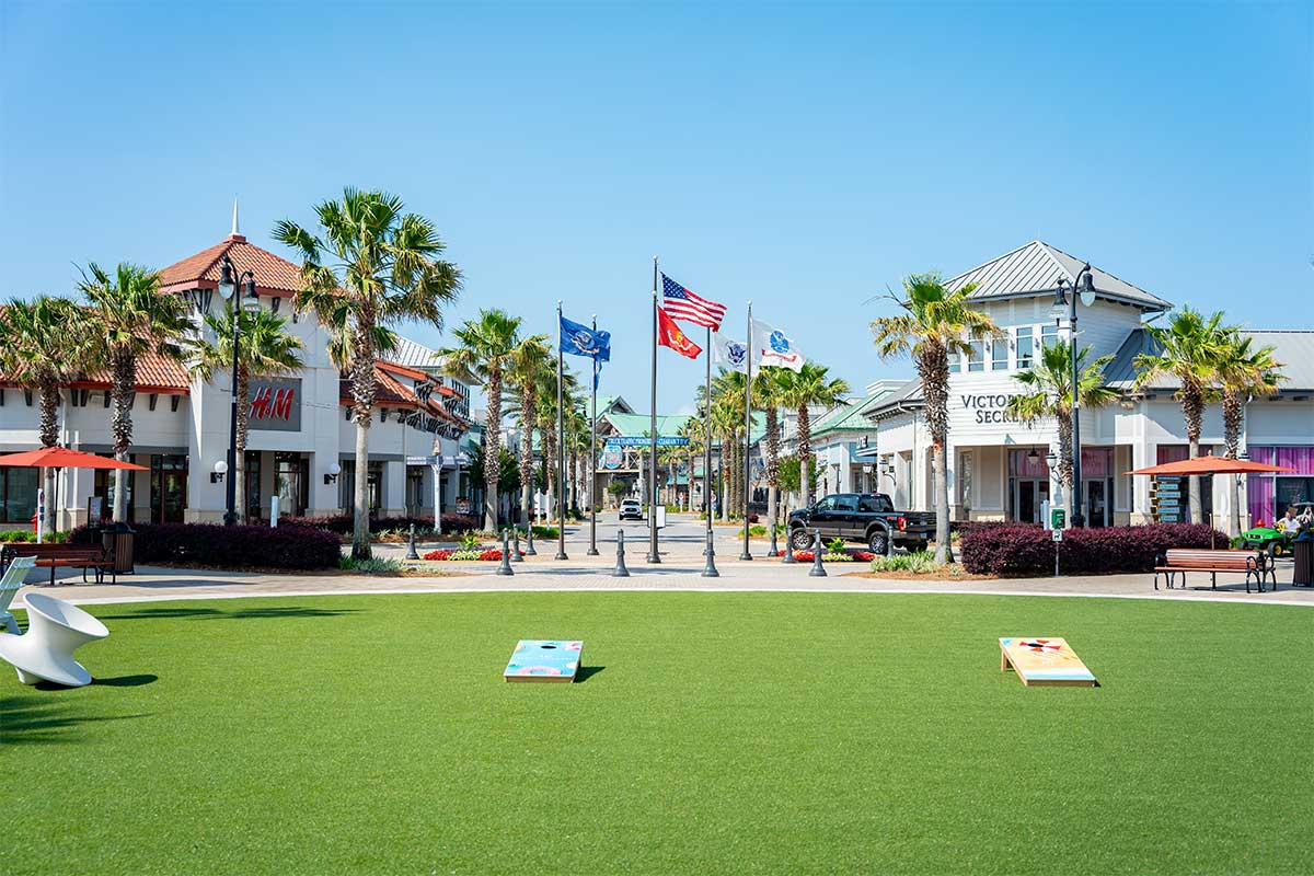 The Lawn at Destin Commons